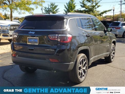 Used 2026 Jeep Compass Limited image 4