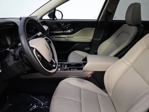 New 2025 Lincoln Corsair AWD w/ Equipment Group 101A image 13