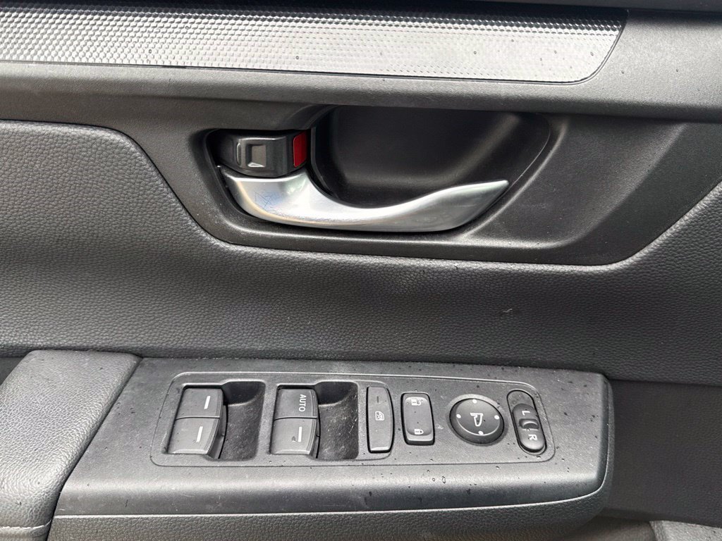 Used 2024 Honda CR-V LX image 11