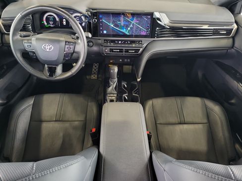Used 2026 Toyota Camry XSE FWD image 11