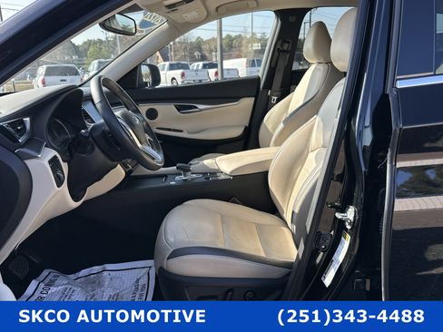 Used 2022 INFINITI QX50 Luxe image 11