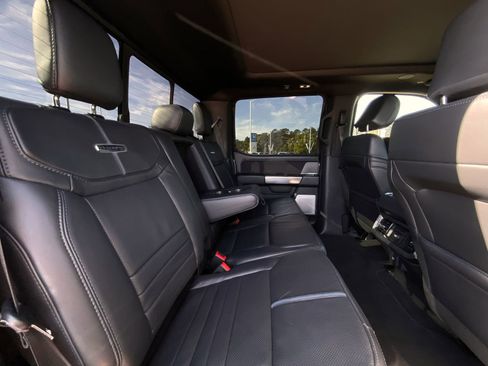 Used 2025 Ford F250 Platinum AWD/4WD image 37
