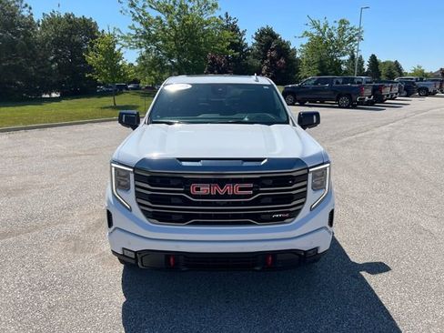 Used 2024 GMC Sierra 1500 AT4 w/ AT4 Premium Package AWD/4WD image 2