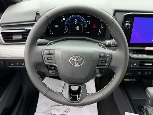 New 2026 Toyota Camry SE image 13