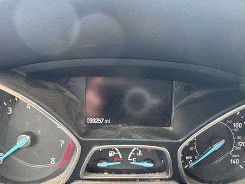 Used 2018 Ford Escape SE AWD/4WD image 4