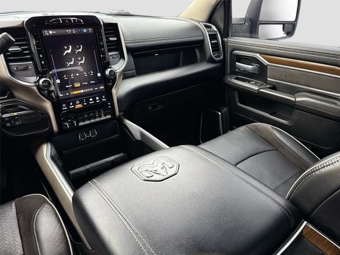 Used 2023 RAM 2500 Laramie image 25
