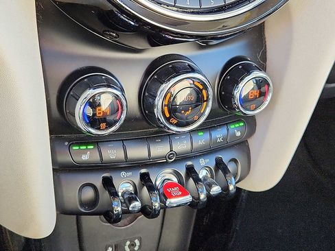 Used 2016 MINI Cooper S w/ Premium Package image 15