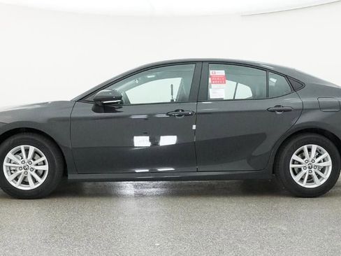 New 2026 Toyota Camry LE image 19