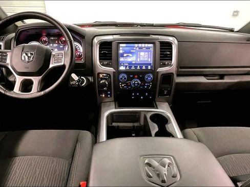 Used 2024 RAM 1500 Warlock AWD/4WD image 19