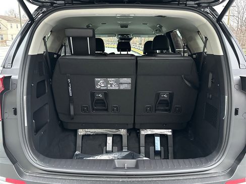 New 2026 Kia Carnival EX image 6