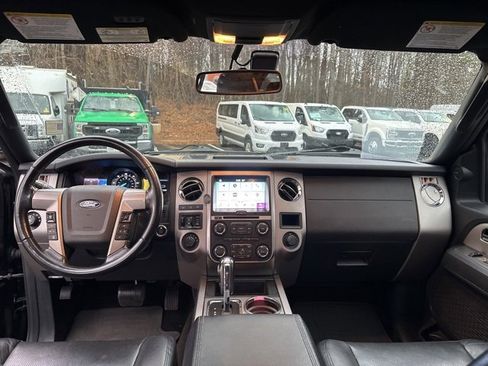 Certified 2017 Ford Expedition Limited w/ Equipment Group 301A image 9