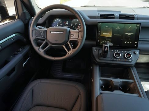 Used 2026 Land Rover Defender 110 S AWD/4WD image 15