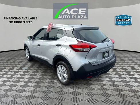 Used 2018 Nissan Kicks S FWD image 7