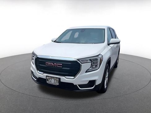 Used 2024 GMC Terrain SLE FWD image 7