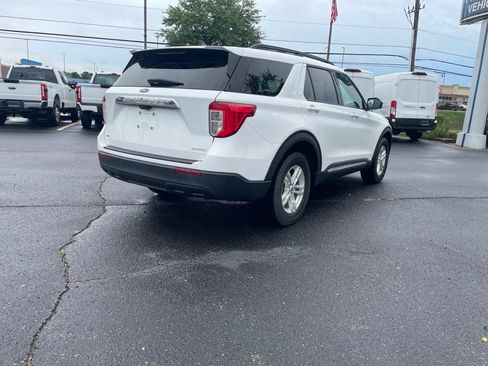 Used 2022 Ford Explorer XLT AWD/4WD image 5