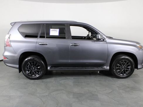 Used 2021 Lexus GX 460 Premium w/ Premium Package AWD/4WD image 11