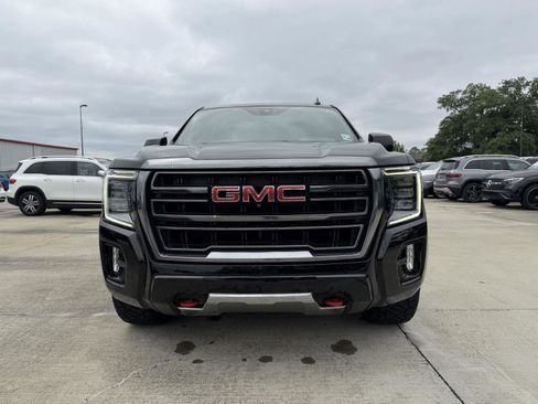 Used 2022 GMC Yukon AT4 AWD/4WD image 2
