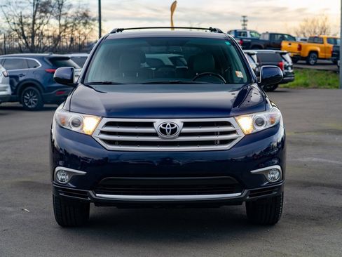Used 2013 Toyota Highlander SE image 3
