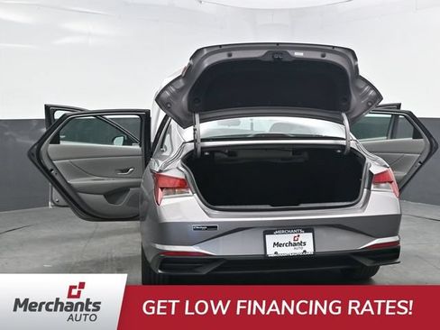 Used 2023 Hyundai Elantra SEL w/ Convenience Package FWD image 42