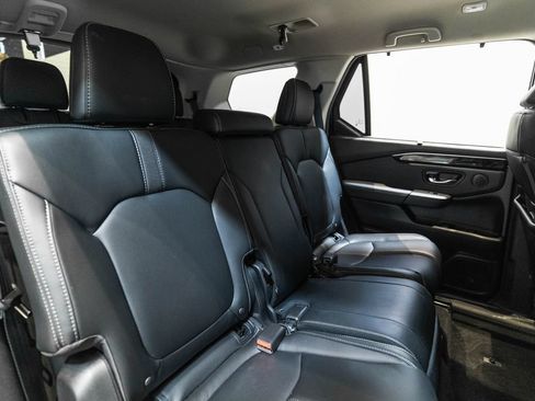 Used 2024 Honda Pilot EX-L image 36