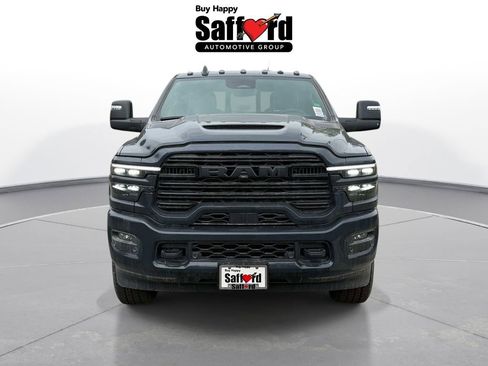 New 2026 RAM 2500 Laramie AWD/4WD image 8