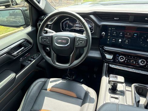 Used 2024 GMC Sierra 1500 AT4 w/ Technology Package image 27