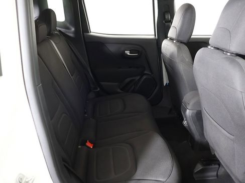 Used 2019 Jeep Renegade Latitude image 30
