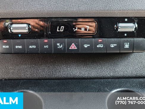 Used 2025 Mercedes-Benz Sprinter 2500 image 40
