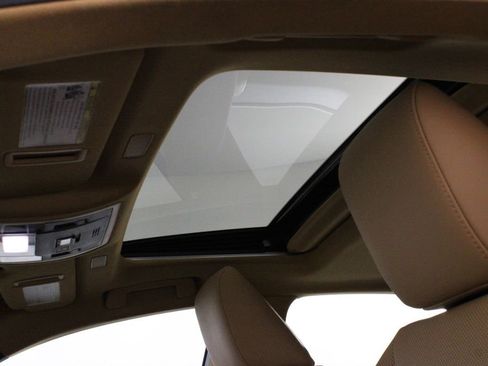 Used 2022 Lexus ES 350 w/ Premium Package image 23