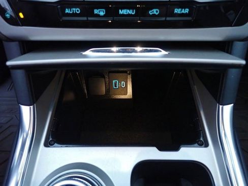 Certified 2023 Ford Explorer XLT w/ Equipment Group 202A image 24