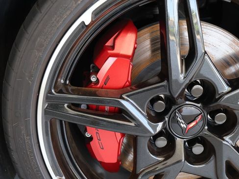 Used 2023 Chevrolet Corvette Stingray Preferred Cpe w/ Z51 Performance Package RWD image 14