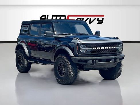 Used 2023 Ford Bronco Wildtrak AWD/4WD image 1