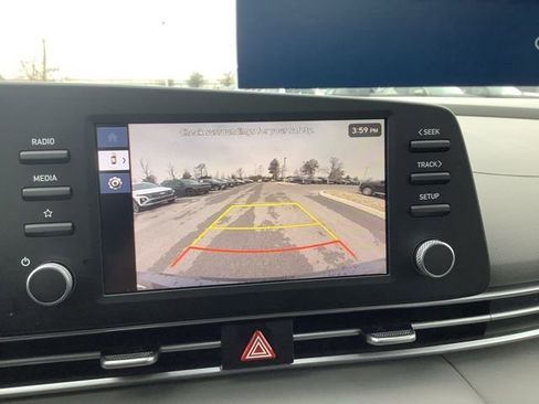 Certified 2025 Hyundai Elantra Blue image 27