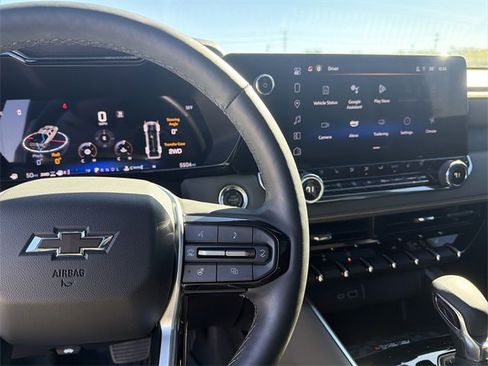 Certified 2024 Chevrolet Colorado ZR2 w/ ZR2 Convenience Package III image 11