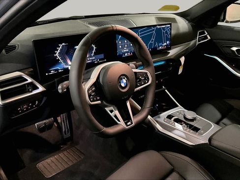 Used 2026 BMW 330i xDrive Sedan w/ M Sport Package AWD/4WD image 17