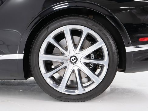 Used 2020 Bentley Continental GT image 47