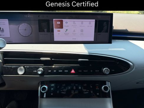 Certified 2026 Genesis GV70 2.5T Advanced AWD/4WD image 24