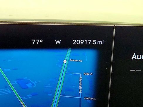 Used 2025 Lincoln Navigator Reserve AWD/4WD image 17