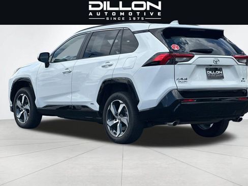 Used 2025 Toyota RAV4 SE AWD/4WD image 6