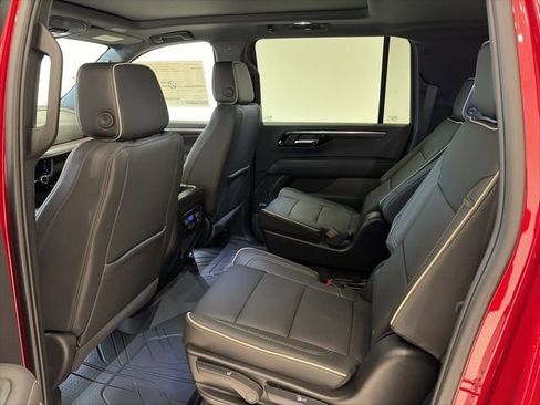 New 2026 Chevrolet Suburban Premier w/ Sun And Tow Package image 14