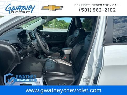 Used 2022 Jeep Cherokee Trailhawk w/ Trailer Tow Group AWD/4WD image 23