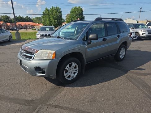 Used 2007 Mitsubishi Endeavor LS AWD/4WD image 2