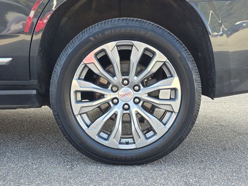 Used 2022 GMC Yukon Denali w/ Denali Ultimate Package image 55