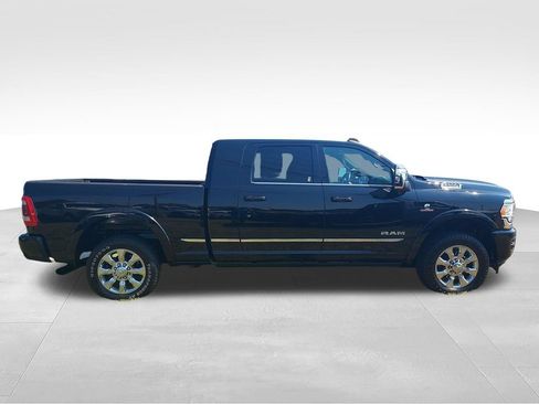 Used 2023 RAM 2500 Limited AWD/4WD image 6