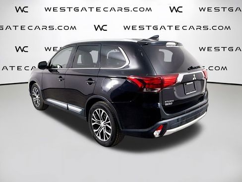 Used 2017 Mitsubishi Outlander SE image 5