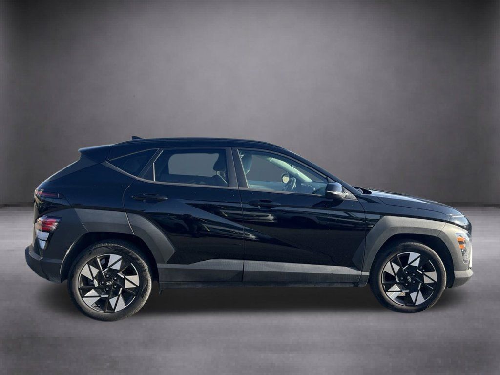 Used 2025 Hyundai Kona SEL FWD image 10