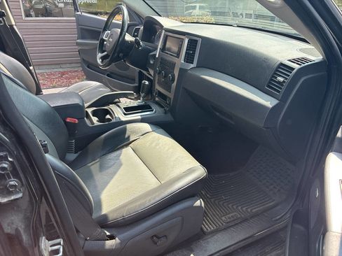 Used 2008 Jeep Grand Cherokee Laredo image 8