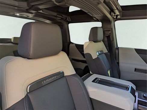 New 2026 GMC Hummer EV 4x4 Crew Cab image 20