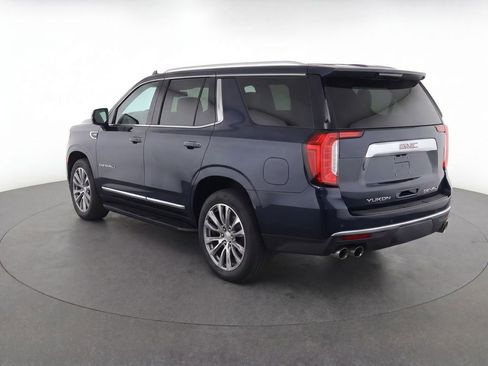 Used 2022 GMC Yukon XL Denali AWD/4WD image 3