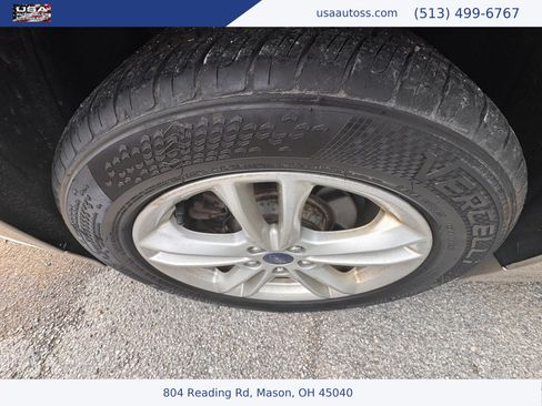 Used 2018 Ford Fusion SE w/ Fusion SE Technology Package FWD image 32
